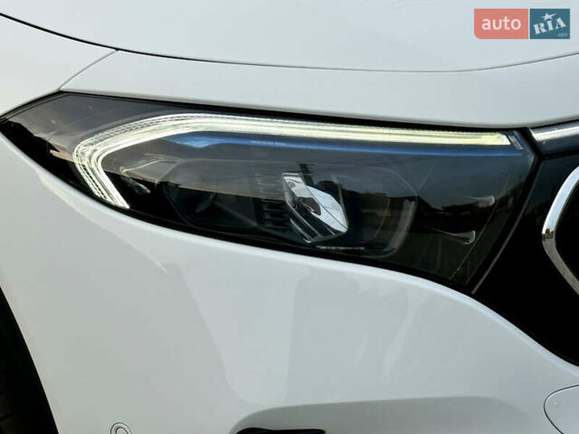 Белый Мерседес EQB, объемом двигателя 0 л и пробегом 210 тыс. км за 25900 $, фото 6 на Automoto.ua