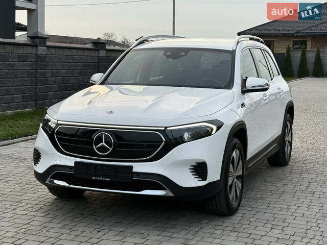 Белый Мерседес EQB, объемом двигателя 0 л и пробегом 210 тыс. км за 25900 $, фото 1 на Automoto.ua