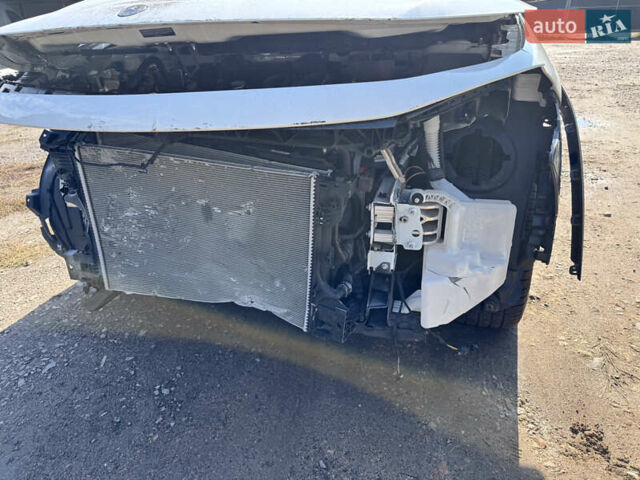 Белый Мерседес EQB, объемом двигателя 0 л и пробегом 5 тыс. км за 20650 $, фото 14 на Automoto.ua