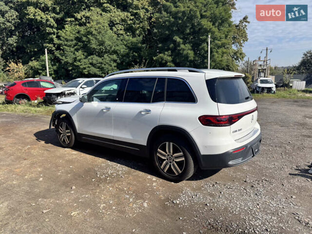 Білий Мерседес EQB, об'ємом двигуна 0 л та пробігом 5 тис. км за 21900 $, фото 8 на Automoto.ua