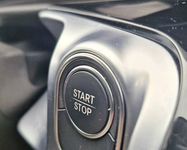 Белый Мерседес EQB, объемом двигателя 0 л и пробегом 63 тыс. км за 31999 $, фото 27 на Automoto.ua