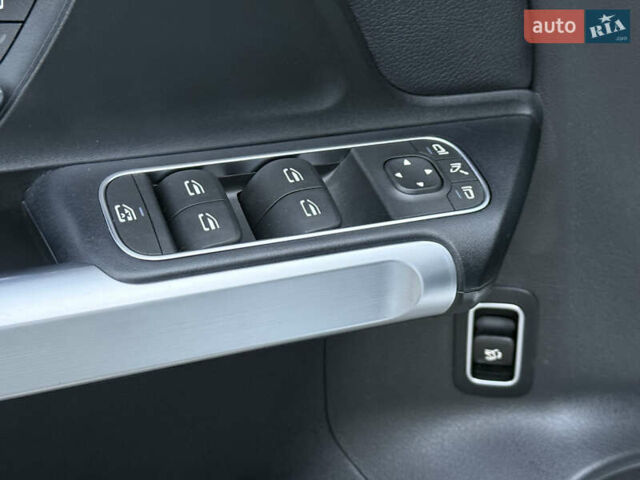 Белый Мерседес EQB, объемом двигателя 0 л и пробегом 210 тыс. км за 25900 $, фото 52 на Automoto.ua