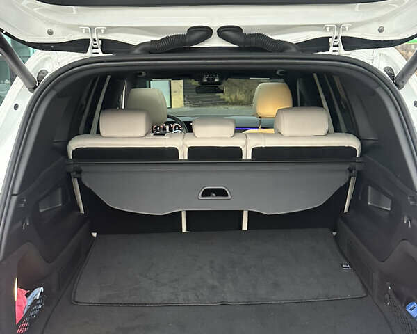 Білий Мерседес EQB, об'ємом двигуна 0 л та пробігом 14 тис. км за 38000 $, фото 31 на Automoto.ua