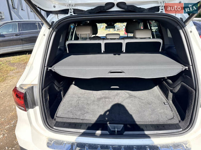 Белый Мерседес EQB, объемом двигателя 0 л и пробегом 5 тыс. км за 20650 $, фото 29 на Automoto.ua