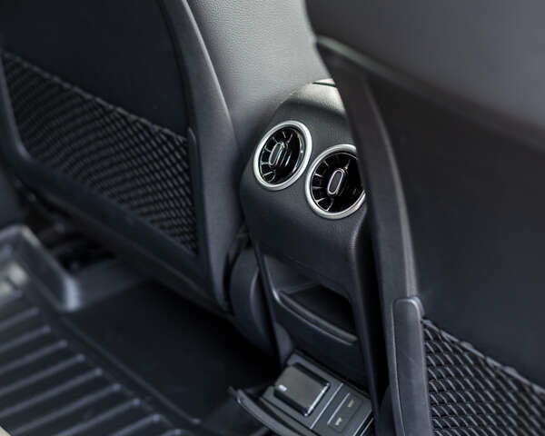 Белый Мерседес EQB, объемом двигателя 0 л и пробегом 15 тыс. км за 33000 $, фото 37 на Automoto.ua