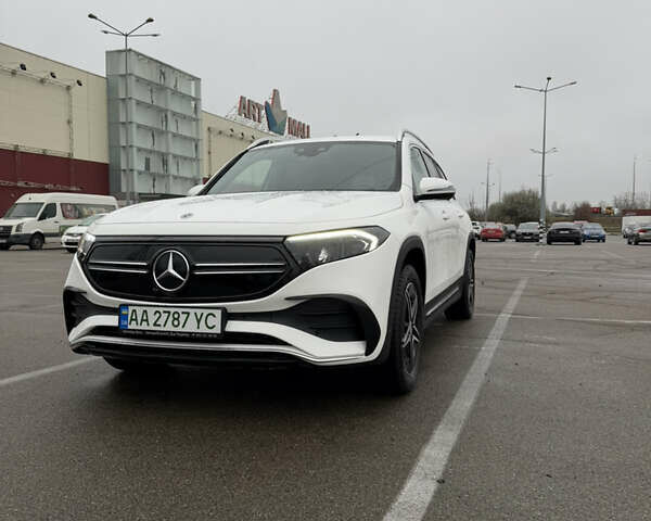 Білий Мерседес EQB, об'ємом двигуна 0 л та пробігом 41 тис. км за 34900 $, фото 1 на Automoto.ua