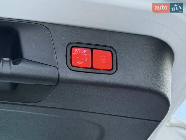 Белый Мерседес EQB, объемом двигателя 0 л и пробегом 210 тыс. км за 25900 $, фото 73 на Automoto.ua