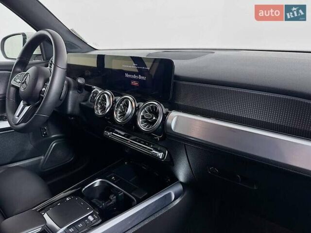 Белый Мерседес EQB, объемом двигателя 0 л и пробегом 9 тыс. км за 11200 $, фото 15 на Automoto.ua