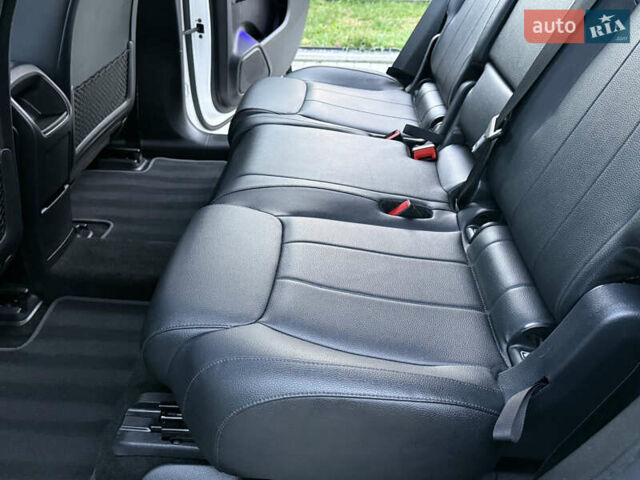 Белый Мерседес EQB, объемом двигателя 0 л и пробегом 210 тыс. км за 25900 $, фото 56 на Automoto.ua