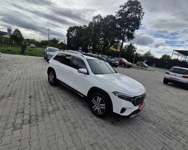 Белый Мерседес EQB, объемом двигателя 0 л и пробегом 63 тыс. км за 31999 $, фото 9 на Automoto.ua