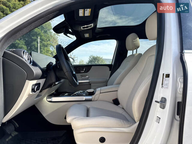 Белый Мерседес EQB, объемом двигателя 0 л и пробегом 5 тыс. км за 20650 $, фото 43 на Automoto.ua