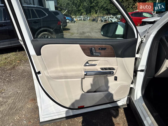 Белый Мерседес EQB, объемом двигателя 0 л и пробегом 5 тыс. км за 20650 $, фото 33 на Automoto.ua