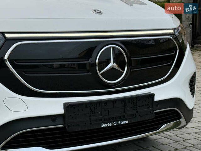 Белый Мерседес EQB, объемом двигателя 0 л и пробегом 210 тыс. км за 25900 $, фото 7 на Automoto.ua