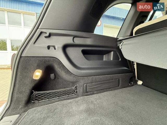 Белый Мерседес EQB, объемом двигателя 0 л и пробегом 26 тыс. км за 29500 $, фото 23 на Automoto.ua