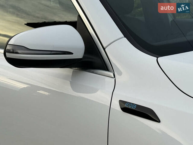 Белый Мерседес EQB, объемом двигателя 0 л и пробегом 210 тыс. км за 25900 $, фото 5 на Automoto.ua