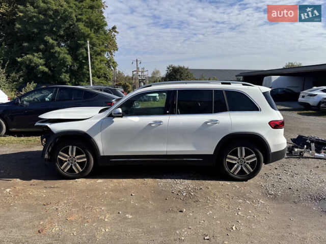 Белый Мерседес EQB, объемом двигателя 0 л и пробегом 5 тыс. км за 20650 $, фото 11 на Automoto.ua