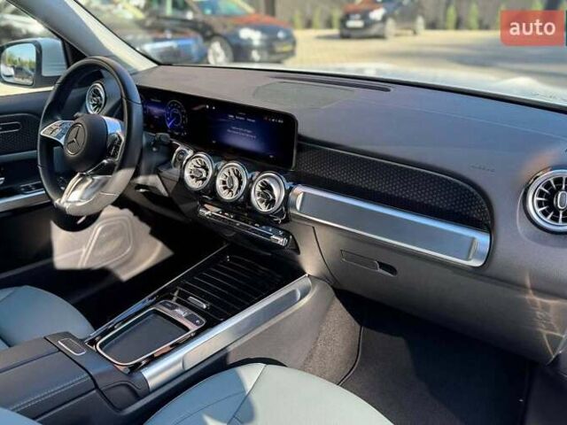 Белый Мерседес EQB, объемом двигателя 0 л и пробегом 30 тыс. км за 36700 $, фото 12 на Automoto.ua