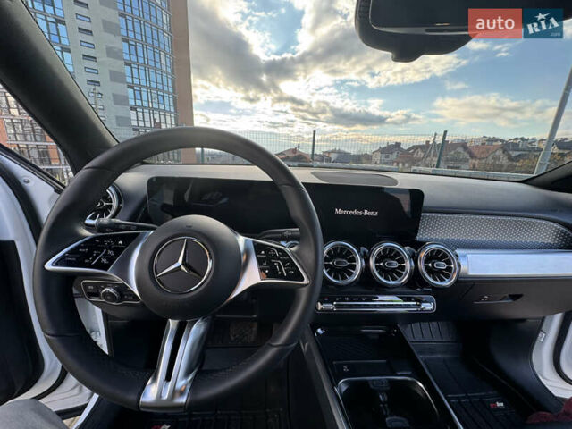 Белый Мерседес EQB, объемом двигателя 0 л и пробегом 5 тыс. км за 34800 $, фото 19 на Automoto.ua