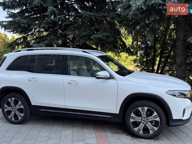 Білий Мерседес EQB, об'ємом двигуна 0 л та пробігом 2 тис. км за 37500 $, фото 7 на Automoto.ua