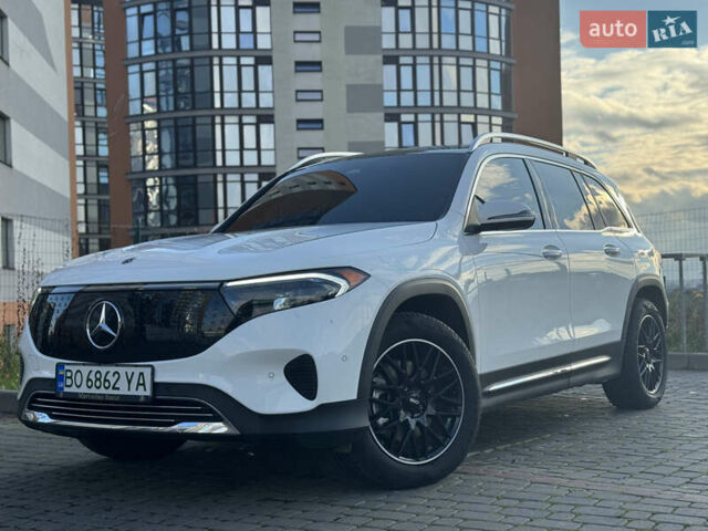 Белый Мерседес EQB, объемом двигателя 0 л и пробегом 5 тыс. км за 34800 $, фото 3 на Automoto.ua