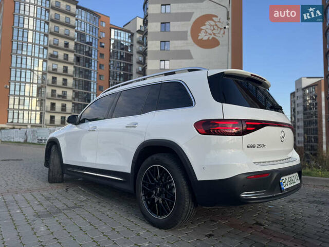 Белый Мерседес EQB, объемом двигателя 0 л и пробегом 5 тыс. км за 34800 $, фото 10 на Automoto.ua