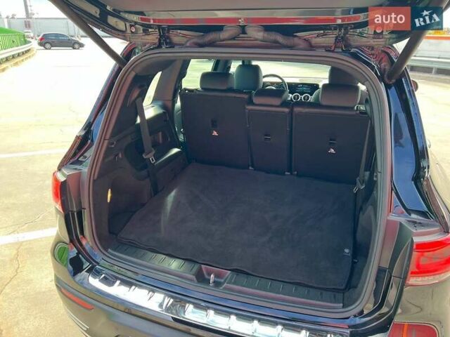 Черный Мерседес EQB, объемом двигателя 0 л и пробегом 70 тыс. км за 32000 $, фото 12 на Automoto.ua