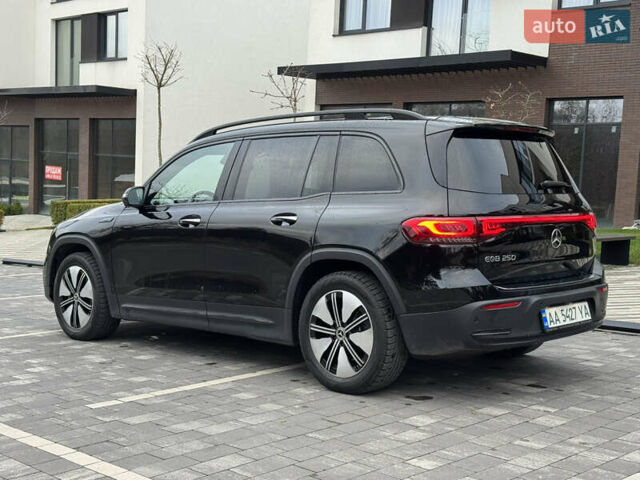 Черный Мерседес EQB, объемом двигателя 0 л и пробегом 69 тыс. км за 29999 $, фото 14 на Automoto.ua