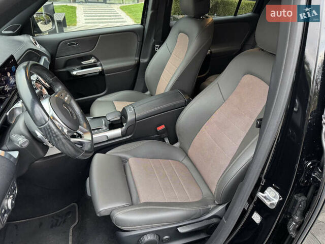 Черный Мерседес EQB, объемом двигателя 0 л и пробегом 69 тыс. км за 29999 $, фото 25 на Automoto.ua