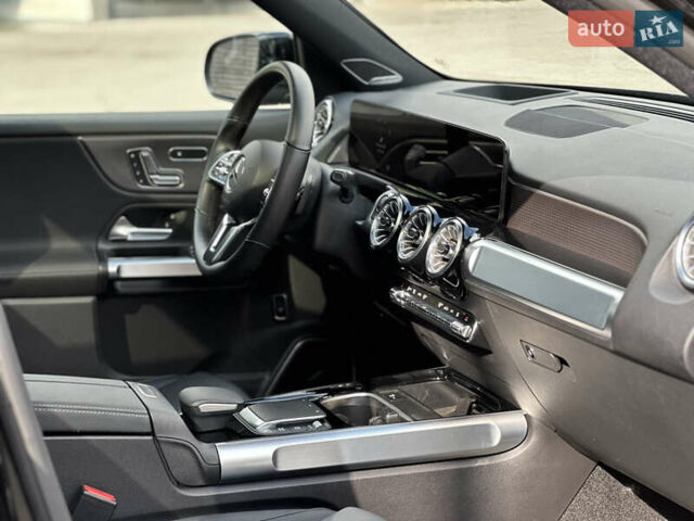 Мерседес EQB 2022 у Івано-Франківську на Automoto.ua Чорний Мерседес EQB, об'ємом двигуна 0 л та пробігом 5 тис. км за 34999 $, фото 23 на Automoto.ua