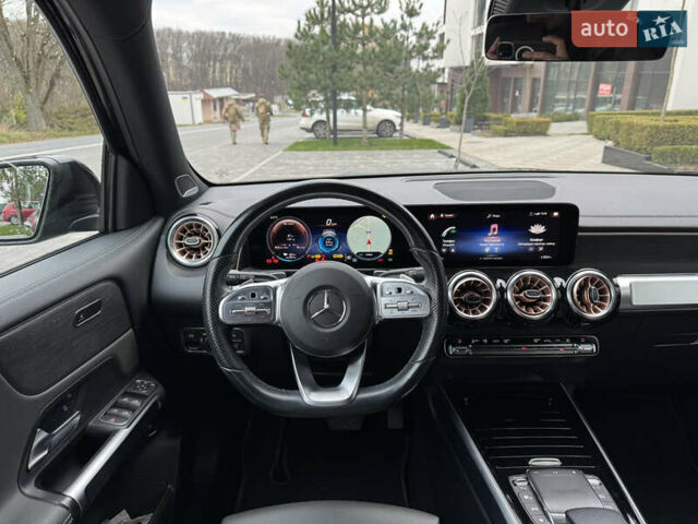 Черный Мерседес EQB, объемом двигателя 0 л и пробегом 69 тыс. км за 29999 $, фото 31 на Automoto.ua