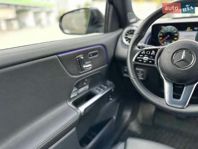 Мерседес EQB 2022 у Івано-Франківську на Automoto.ua Чорний Мерседес EQB, об'ємом двигуна 0 л та пробігом 5 тис. км за 34999 $, фото 11 на Automoto.ua