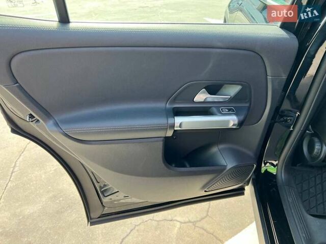 Черный Мерседес EQB, объемом двигателя 0 л и пробегом 70 тыс. км за 32000 $, фото 26 на Automoto.ua