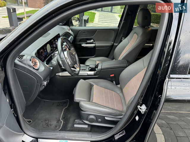 Черный Мерседес EQB, объемом двигателя 0 л и пробегом 69 тыс. км за 29999 $, фото 23 на Automoto.ua