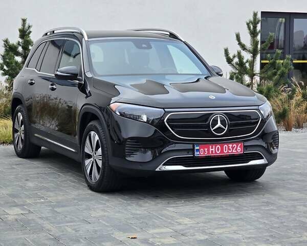 Черный Мерседес EQB, объемом двигателя 0 л и пробегом 14 тыс. км за 35500 $, фото 2 на Automoto.ua
