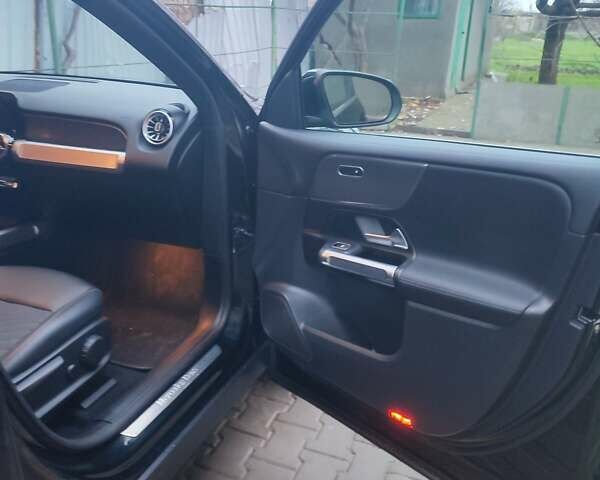 Черный Мерседес EQB, объемом двигателя 0 л и пробегом 14 тыс. км за 37000 $, фото 23 на Automoto.ua