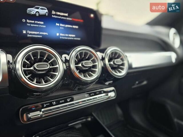 Черный Мерседес EQB, объемом двигателя 0 л и пробегом 14 тыс. км за 35500 $, фото 40 на Automoto.ua