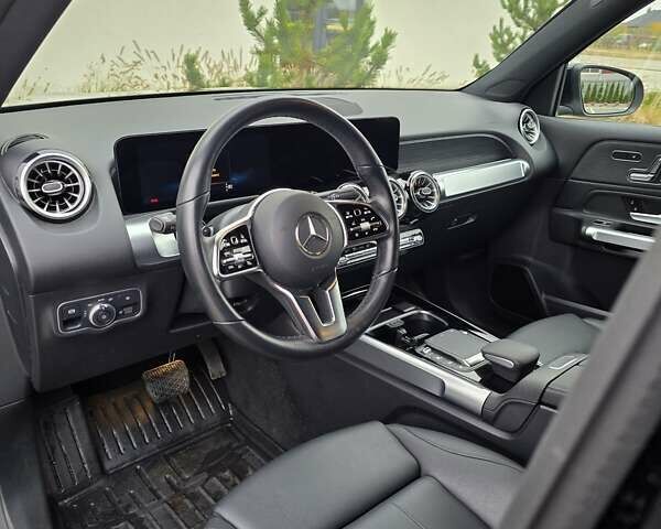 Черный Мерседес EQB, объемом двигателя 0 л и пробегом 14 тыс. км за 35500 $, фото 28 на Automoto.ua