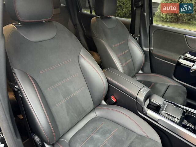 Черный Мерседес EQB, объемом двигателя 0 л и пробегом 53 тыс. км за 33900 $, фото 12 на Automoto.ua