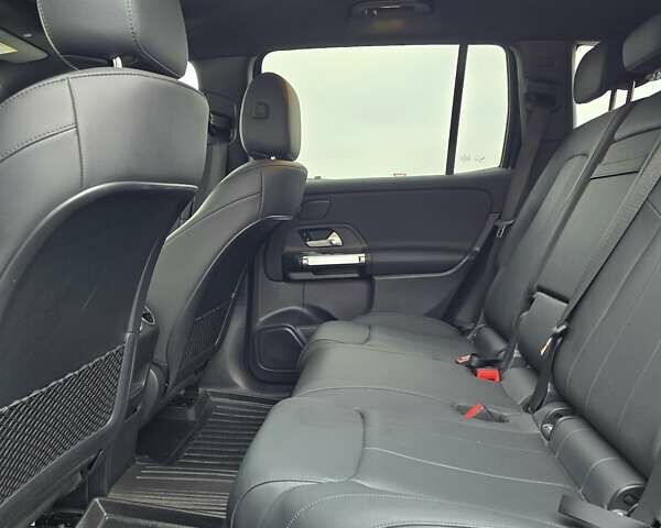 Черный Мерседес EQB, объемом двигателя 0 л и пробегом 14 тыс. км за 35500 $, фото 31 на Automoto.ua