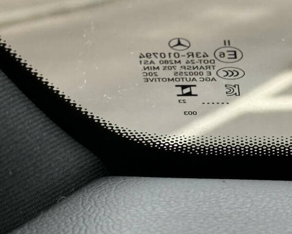 Черный Мерседес EQB, объемом двигателя 0 л и пробегом 53 тыс. км за 33900 $, фото 29 на Automoto.ua