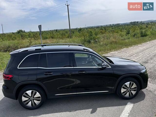 Черный Мерседес EQB, объемом двигателя 0 л и пробегом 8 тыс. км за 37500 $, фото 13 на Automoto.ua