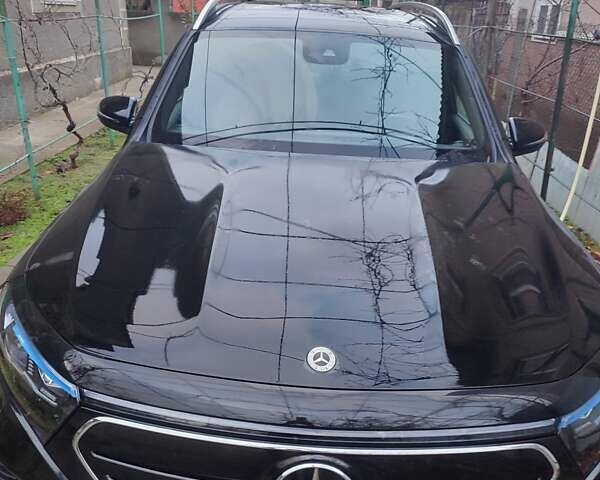 Черный Мерседес EQB, объемом двигателя 0 л и пробегом 14 тыс. км за 37000 $, фото 5 на Automoto.ua