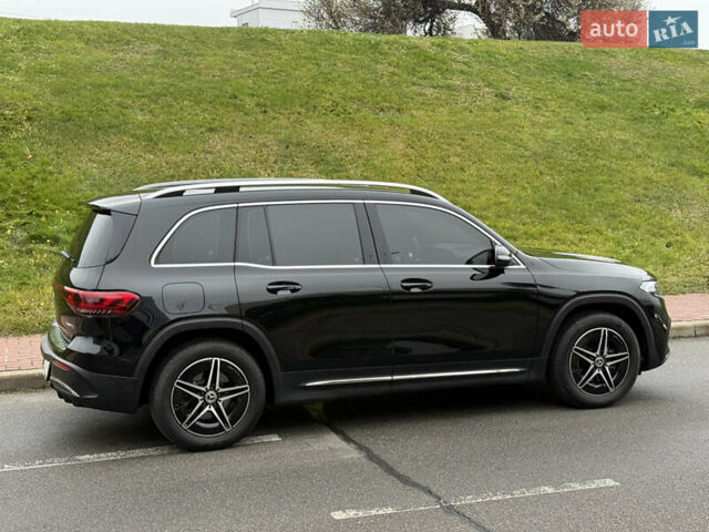 Черный Мерседес EQB, объемом двигателя 0 л и пробегом 53 тыс. км за 33900 $, фото 3 на Automoto.ua