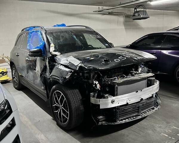 Черный Мерседес EQB, объемом двигателя 0 л и пробегом 9 тыс. км за 26000 $, фото 2 на Automoto.ua