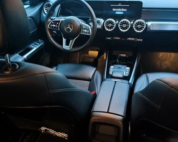 Черный Мерседес EQB, объемом двигателя 0 л и пробегом 14 тыс. км за 37000 $, фото 21 на Automoto.ua
