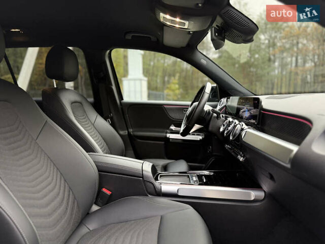 Мерседес EQB 2024 у Ковель на Automoto.ua Чорний Мерседес EQB, об'ємом двигуна 0 л та пробігом 62 тис. км за 34580 $, фото 38 на Automoto.ua