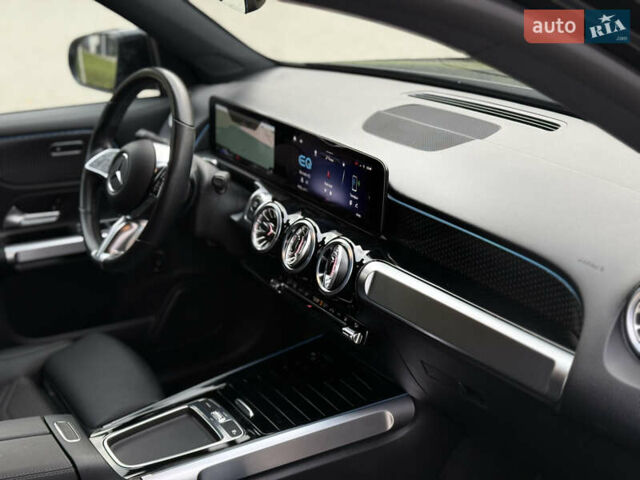 Мерседес EQB 2024 у Ковель на Automoto.ua Чорний Мерседес EQB, об'ємом двигуна 0 л та пробігом 62 тис. км за 34580 $, фото 42 на Automoto.ua