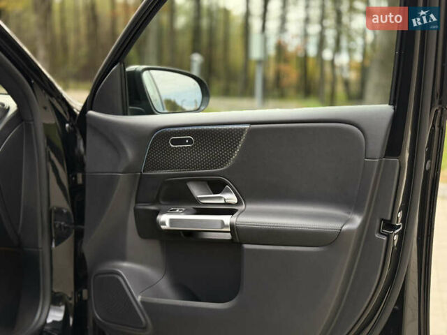 Мерседес EQB 2024 у Ковель на Automoto.ua Чорний Мерседес EQB, об'ємом двигуна 0 л та пробігом 62 тис. км за 34580 $, фото 41 на Automoto.ua