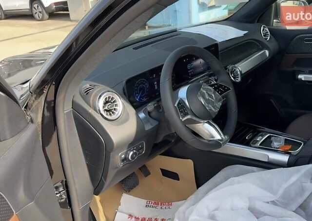 Черный Мерседес EQB, объемом двигателя 0 л и пробегом 1 тыс. км за 36900 $, фото 12 на Automoto.ua