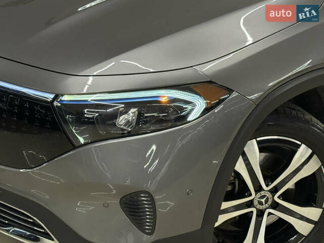 Мерседес EQB, объемом двигателя 0 л и пробегом 108 тыс. км за 31499 $, фото 2 на Automoto.ua